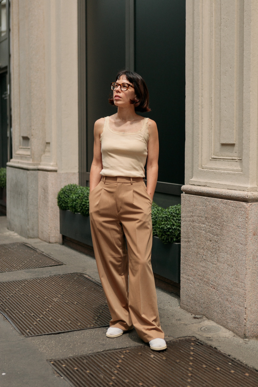 Check styling ideas for「Wide-Fit Pleated Pants (Checked)」