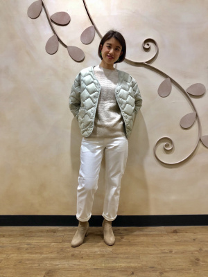 ユニクロ公式 | ライトスフレヤーンポインテールクルーネックセーター