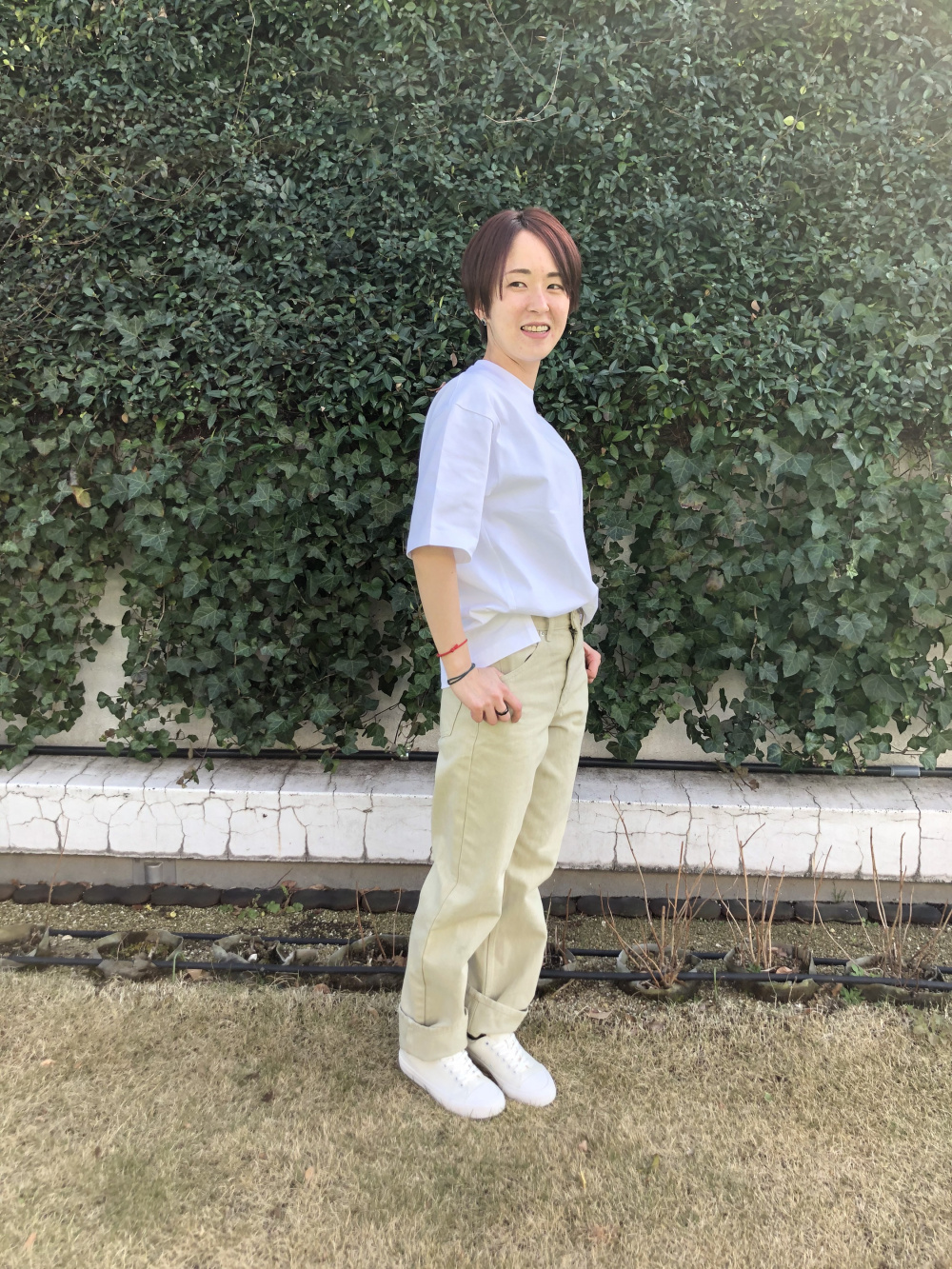 オーバーサイズVネックTee