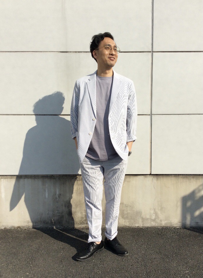 【新品未使用】UNIQLO 感動スーツ シアサッカー ストライプ スリムフィット ユニクロ公式 | 感動ジャケット（シアサッカー・袖丈2cm短め
