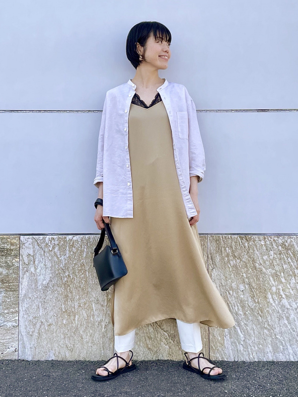 Women's 「レーヨンコットンレースvネックブラタンクトップ」styling