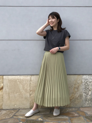 ユニクロ公式 | シフォンプリーツロングスカート（丈標準80～84cm）