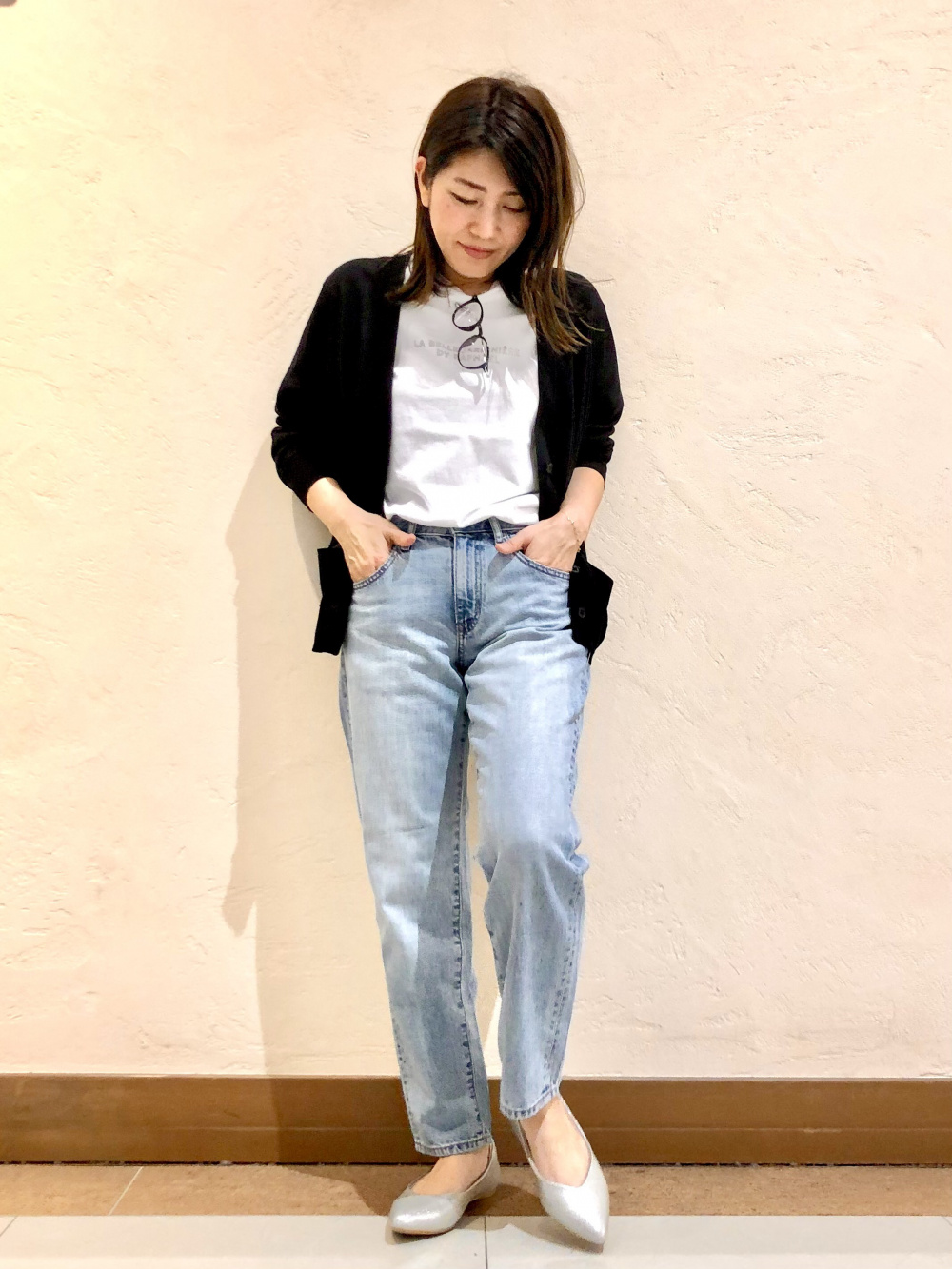 レーヨンローンフレアワンピース 半袖 ルーヴル美術館 ブロッサム オブ ダイバーシティ Ut グラフィックtシャツ 半袖 リラックスフィット の着用コーディネート ユニクロ