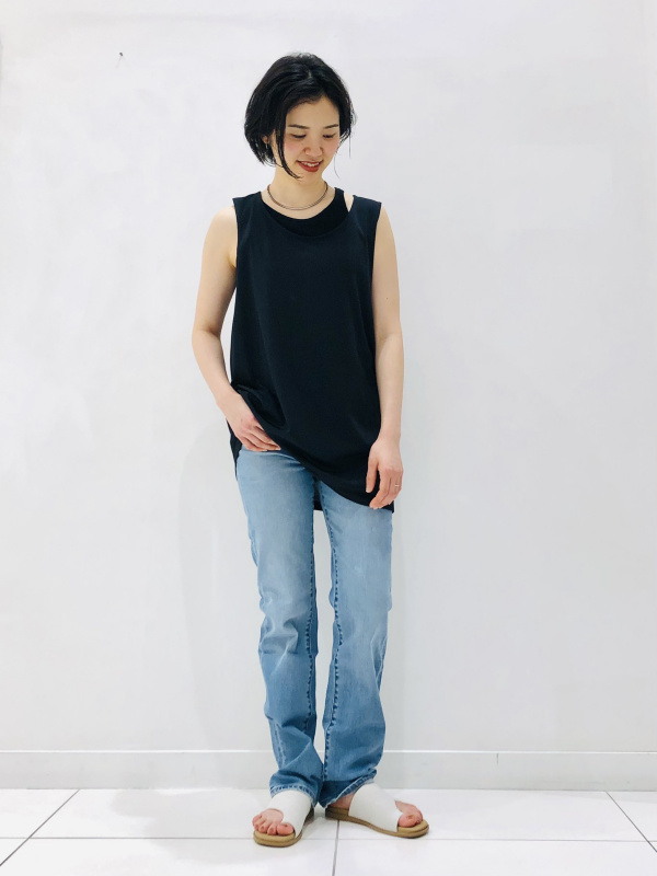 ワイドリブブラタンクトップ（コットン）（レディース）の着用