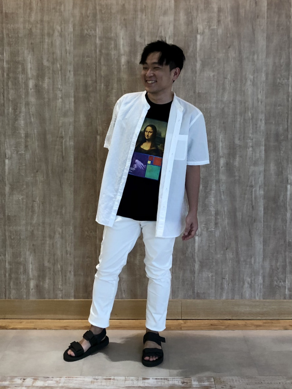 Men's 「ウルトラストレッチスキニーフィットカラージーンズ」styling