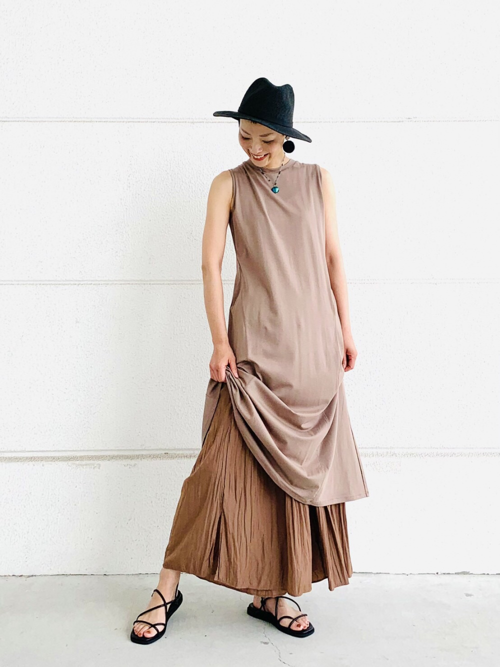 Check styling ideas for「Sleeveless Long Flare Dress (Hana Tajima