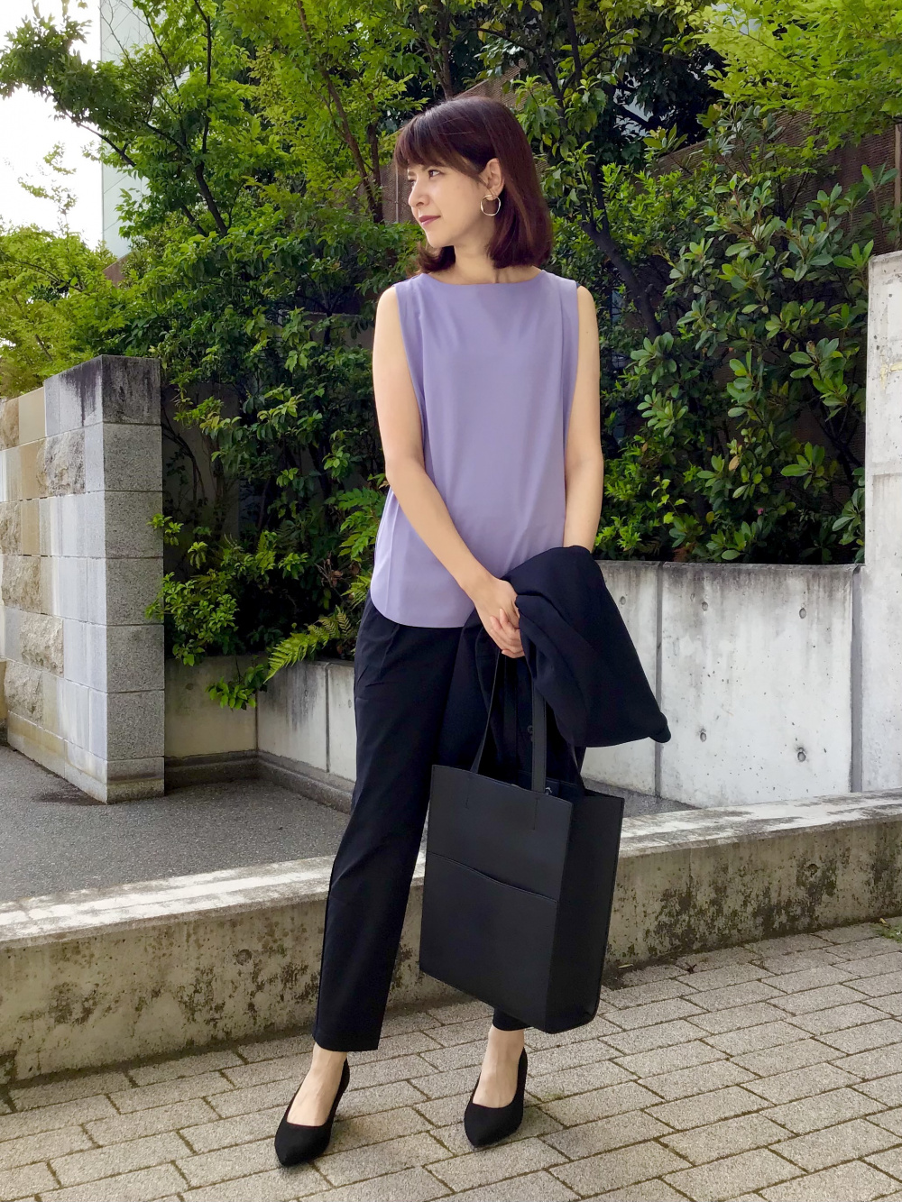 Check styling ideas for「Crepe Jersey Sleeveless T-Shirt」| UNIQLO US