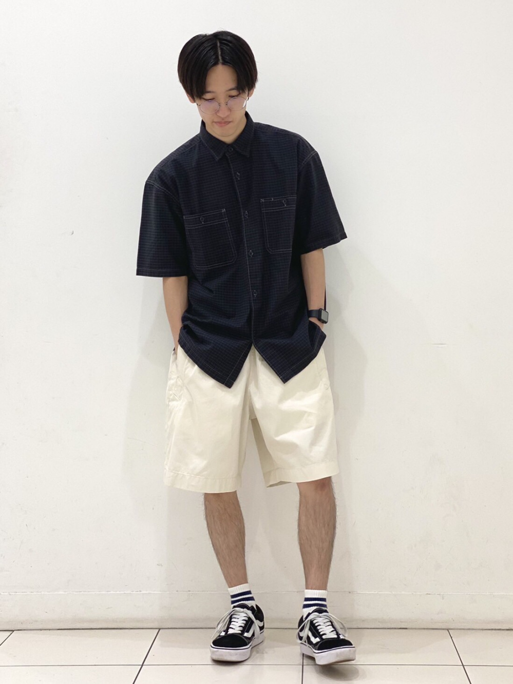 ユニクロ ユニクロc シャツ ショーツ サンダル コーデ uniqlo 今になって気づいたシアサッカーの心地よさ🫠 #waiper#uniqlo