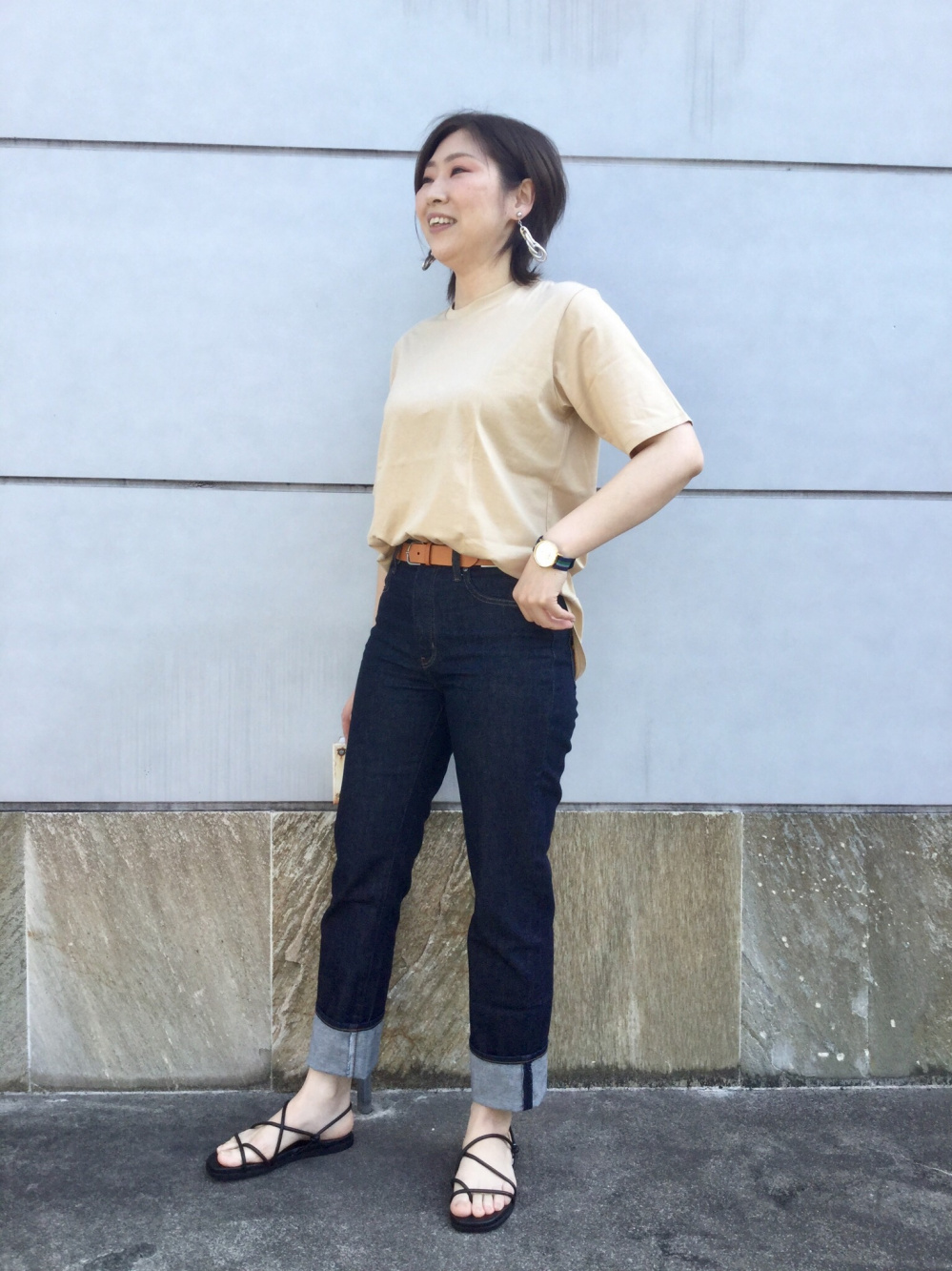 urmページ Check styling ideas for「Slim Straight High-Rise Jeans」| UNIQLO US
