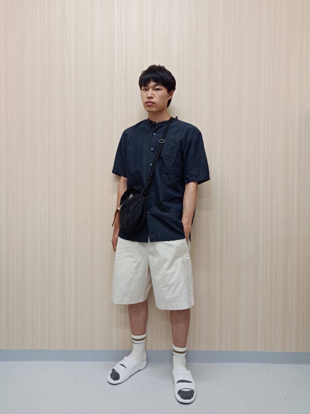 Check styling ideas for「U Easy Wide-Fit Shorts」| UNIQLO US