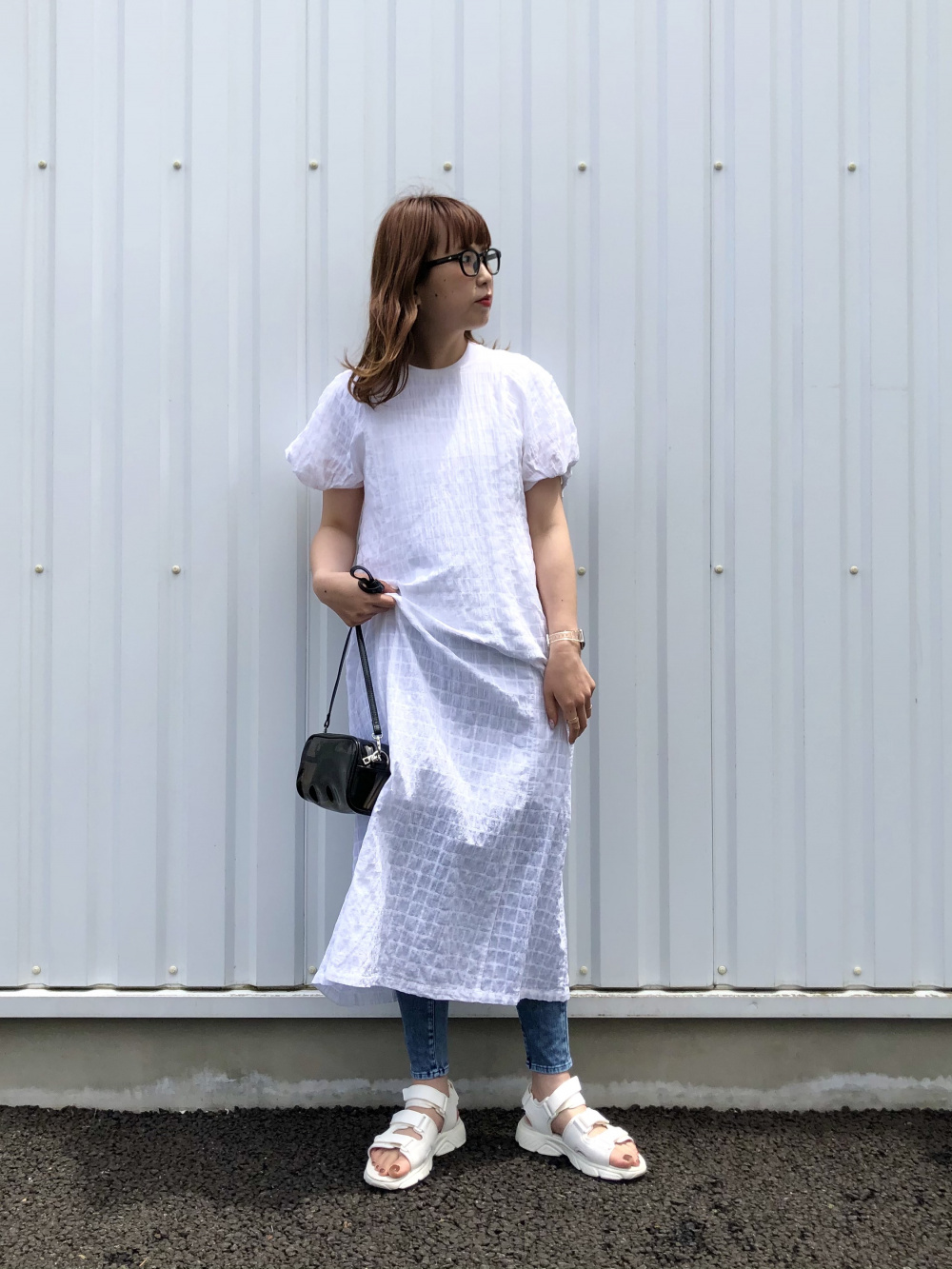 コットンドビーロングワンピース 半袖 ウルトラストレッチデニムレギンスパンツ 丈標準69 5 71 5cm の着用コーディネート ユニクロ