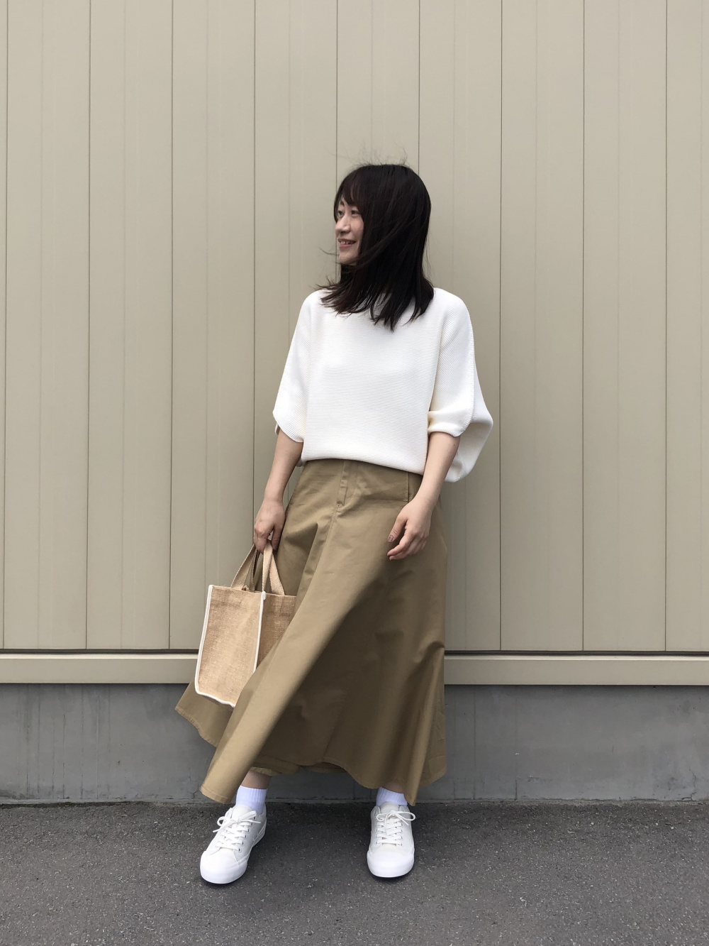 Check styling ideas for「U Cotton Twill Flared Skirt」| UNIQLO US