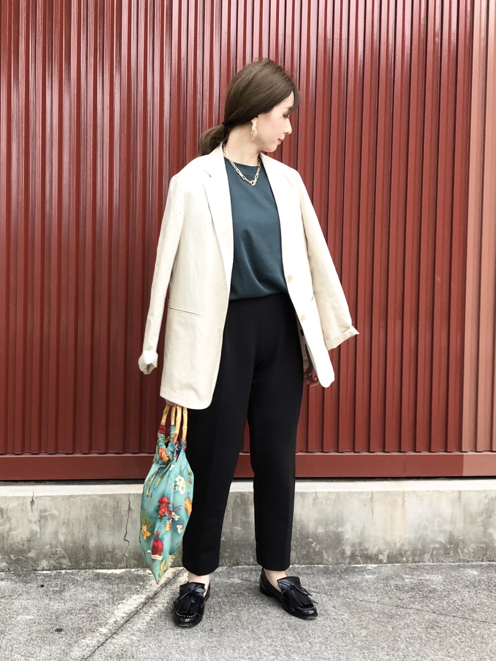 Check styling ideas for「U AIRism Cotton Oversized Crew Neck Half
