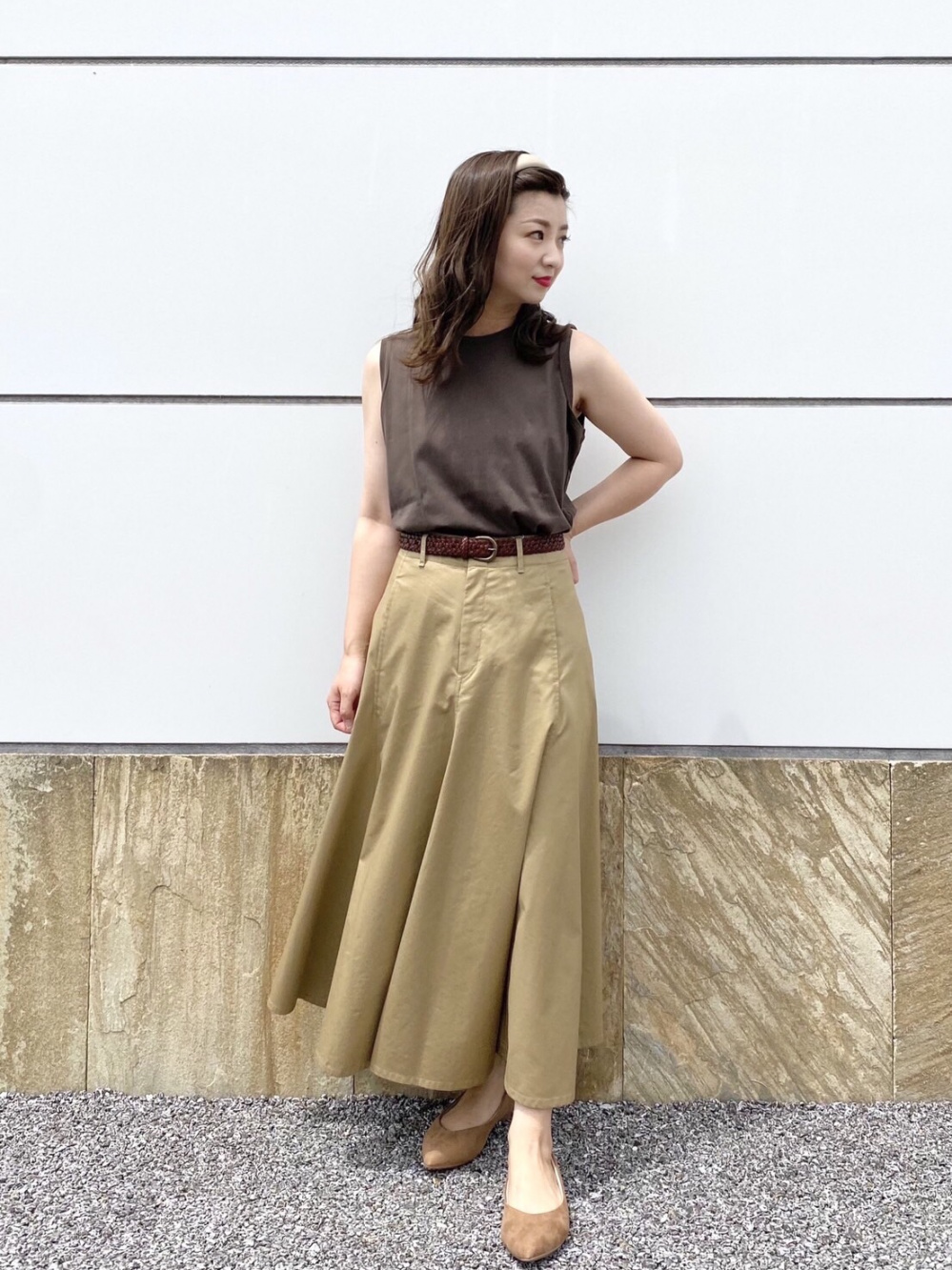 Check styling ideas for「U Cotton Twill Flared Skirt」| UNIQLO US