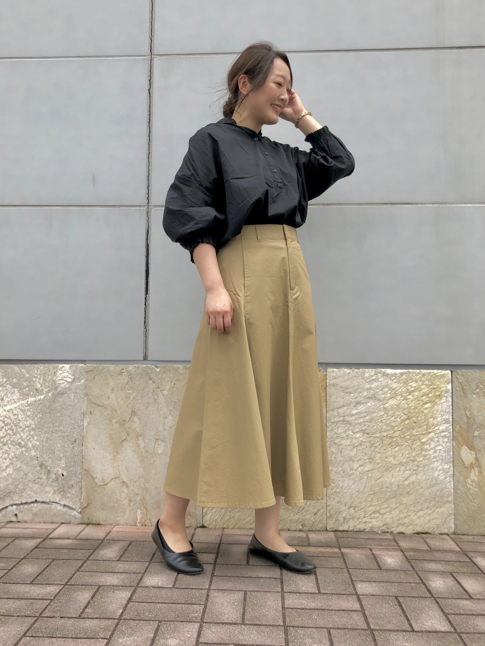 Check styling ideas for「U Cotton Twill Flared Skirt」| UNIQLO US