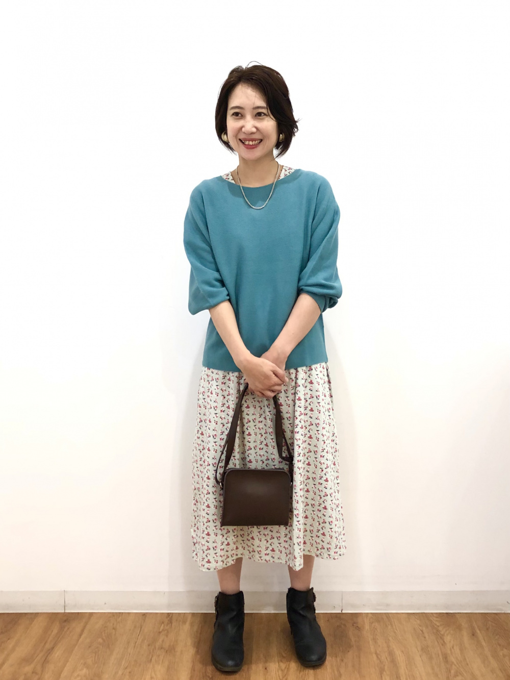 Check styling ideas for「3D Knit Cotton Crew Neck Sweater」| UNIQLO US