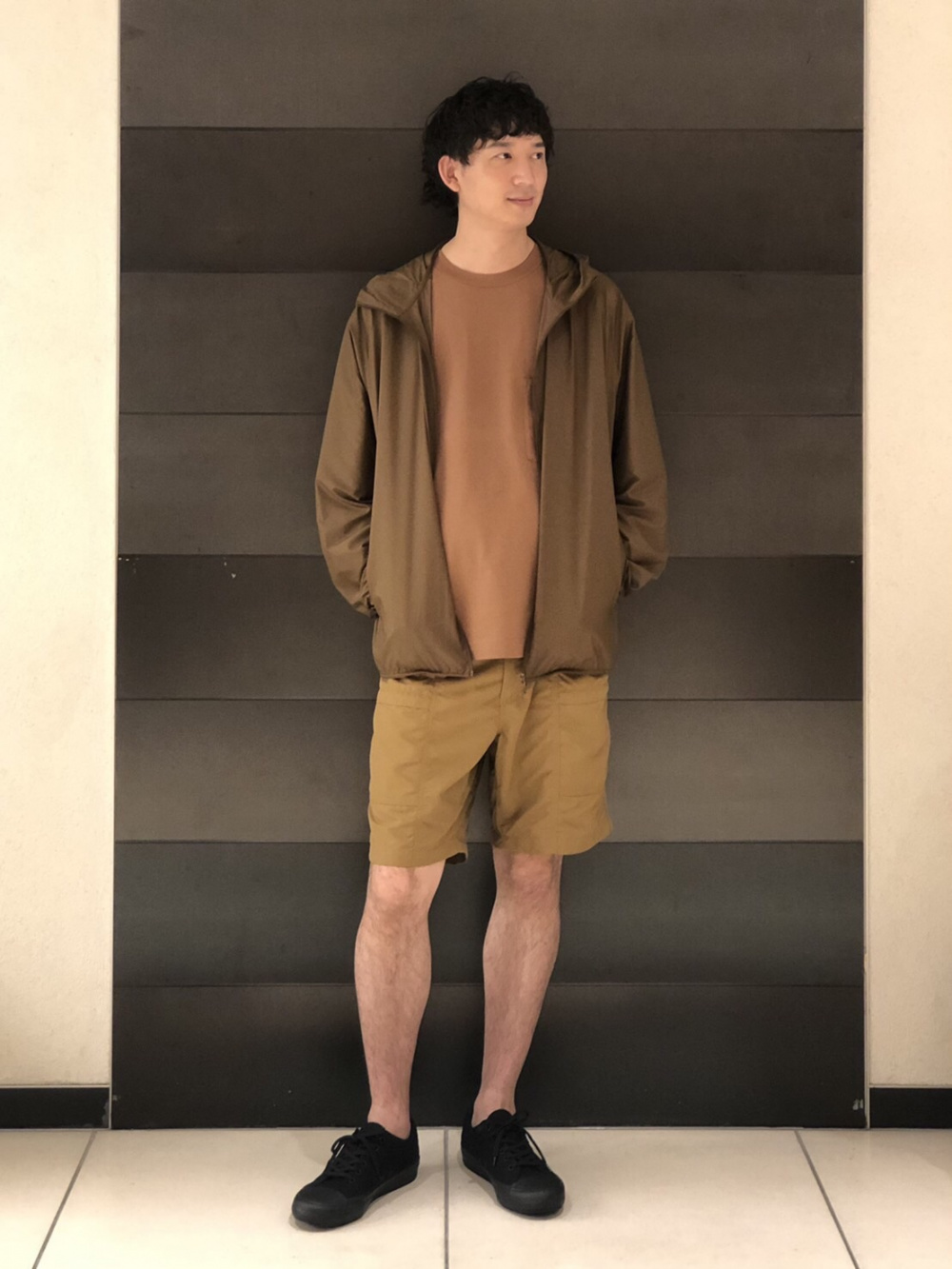 Check styling ideas for「Nylon Utility Geared Shorts」