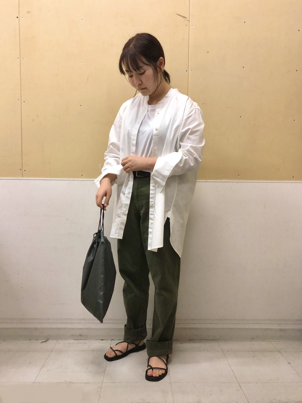 Check styling ideas for「Comfort Feel Lace-Up Sandals」| UNIQLO US