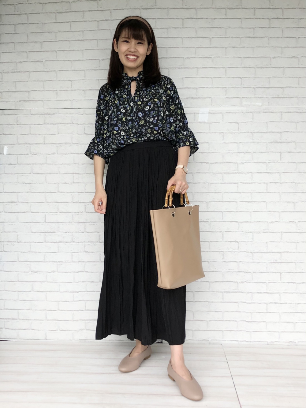Check styling ideas for「Satin Side-Slit Washer Skirt Pants 