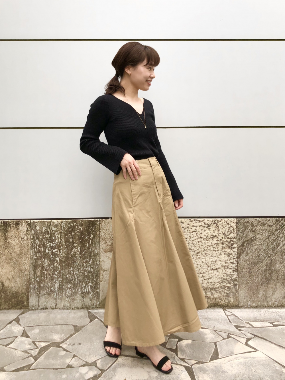 Check styling ideas for「U Cotton Twill Flared Skirt、Knit Lace Up