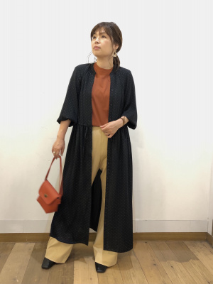 mamekurogouchi マメクロゴウチ　ハイウエストタックパンツ　ネイビー NEW ARRIVAL】Mame Kurogouchi(マメ クロゴウチ) 24 Fall Winter