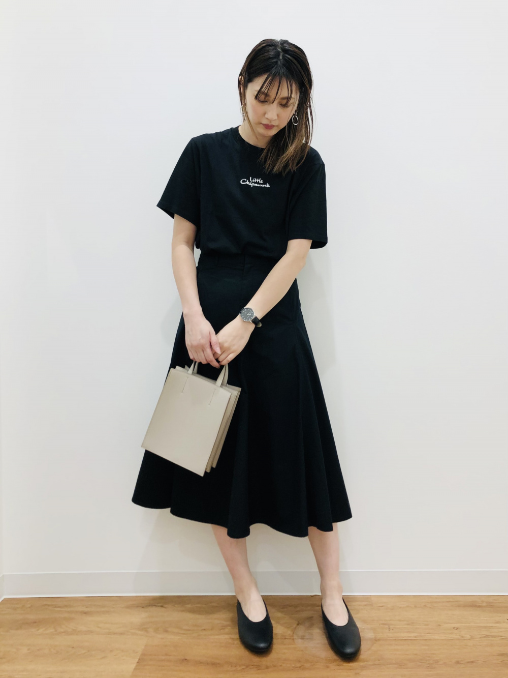 Check styling ideas for「U Cotton Twill Flared Skirt」| UNIQLO US