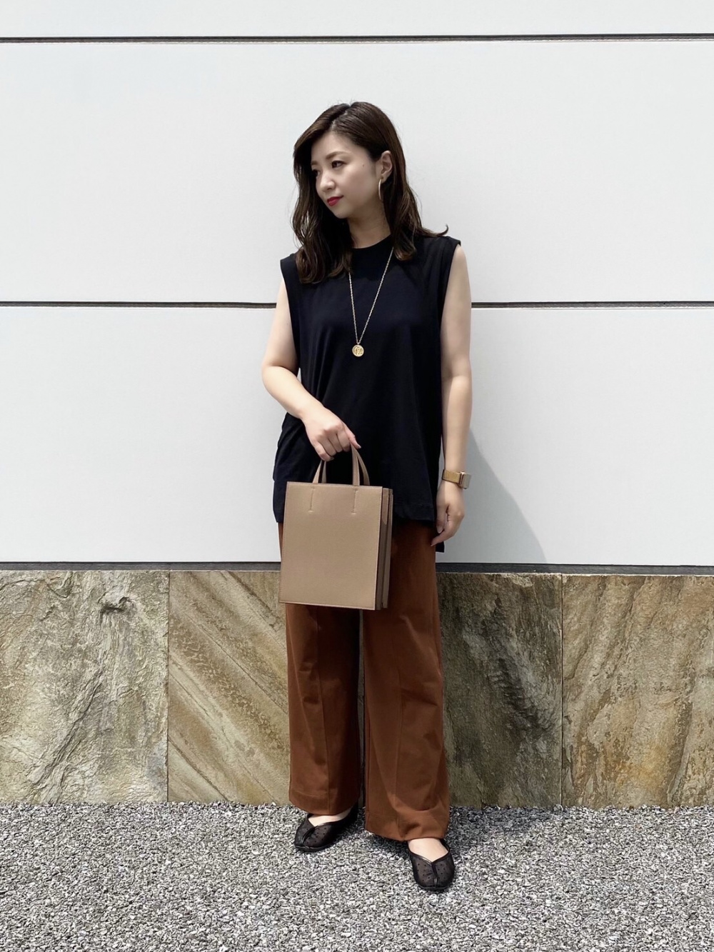 Check styling ideas for「Mame Kurogouchi AIRism Cotton Open Back Bra  Camisole、Mame Kurogouchi AIRism Cotton Slit Skirt」