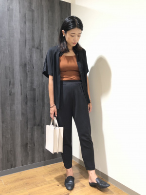 ユニクロ公式 | レーヨンブラウス（半袖）