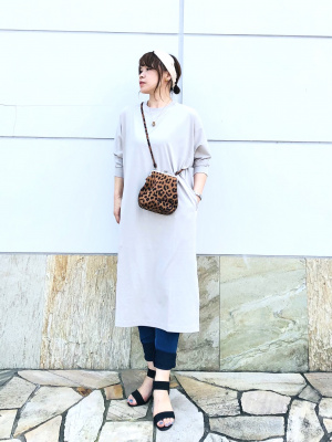 ユニクロ公式 | ウルトラストレッチハイライズデニムレギンスパンツ