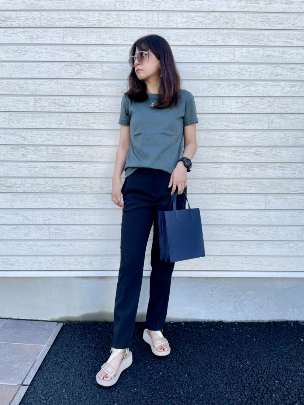 Check styling ideas for「U Crew Neck Short-Sleeve T-Shirt