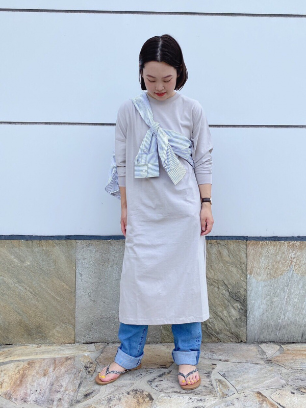 Women's 「ハイライズスリムフィットストレートジーンズ」styling
