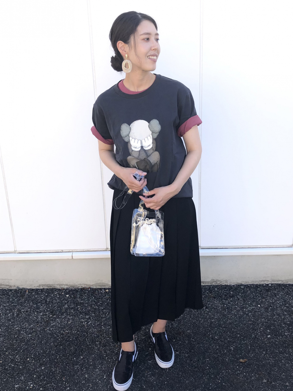 Check styling ideas for「Mini Short-Sleeve T-Shirt、Baggy Jeans」