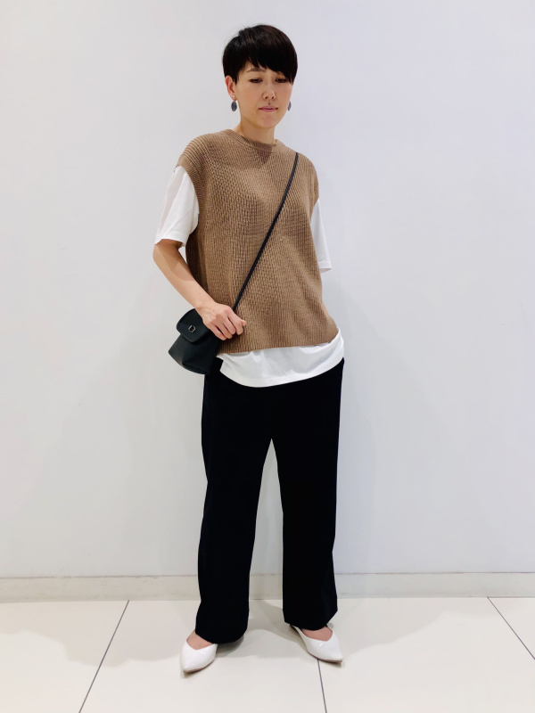 y414185　レディース　BLK M Women's 「ブラックパンツ」styling ideas | UNIQLO US