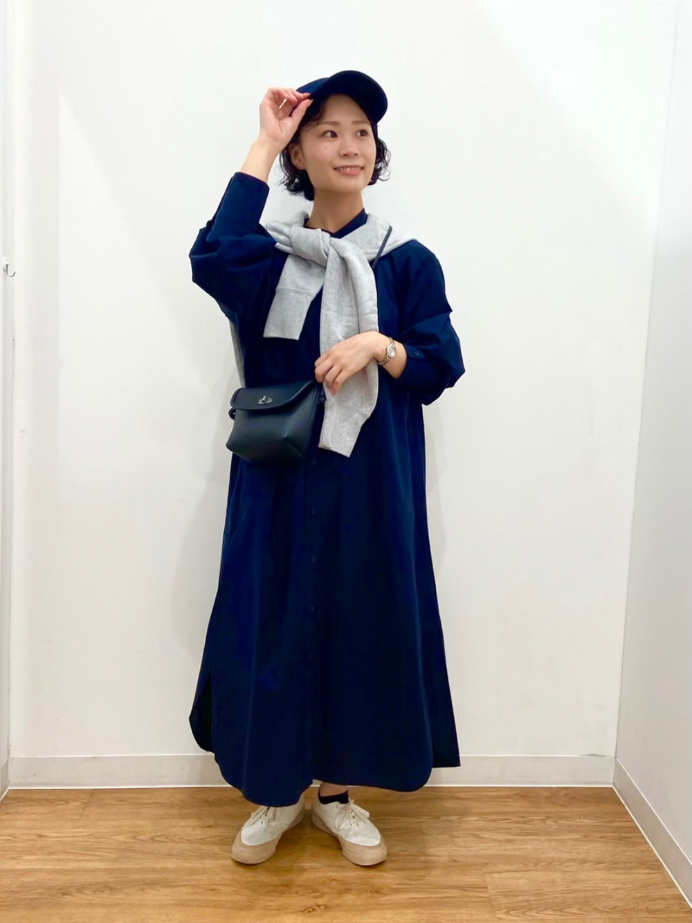 美品 エブール コットン 長袖 ギャザー ロング ワンピース 36 ブルー ebure ギャザーロングワンピースブルー36