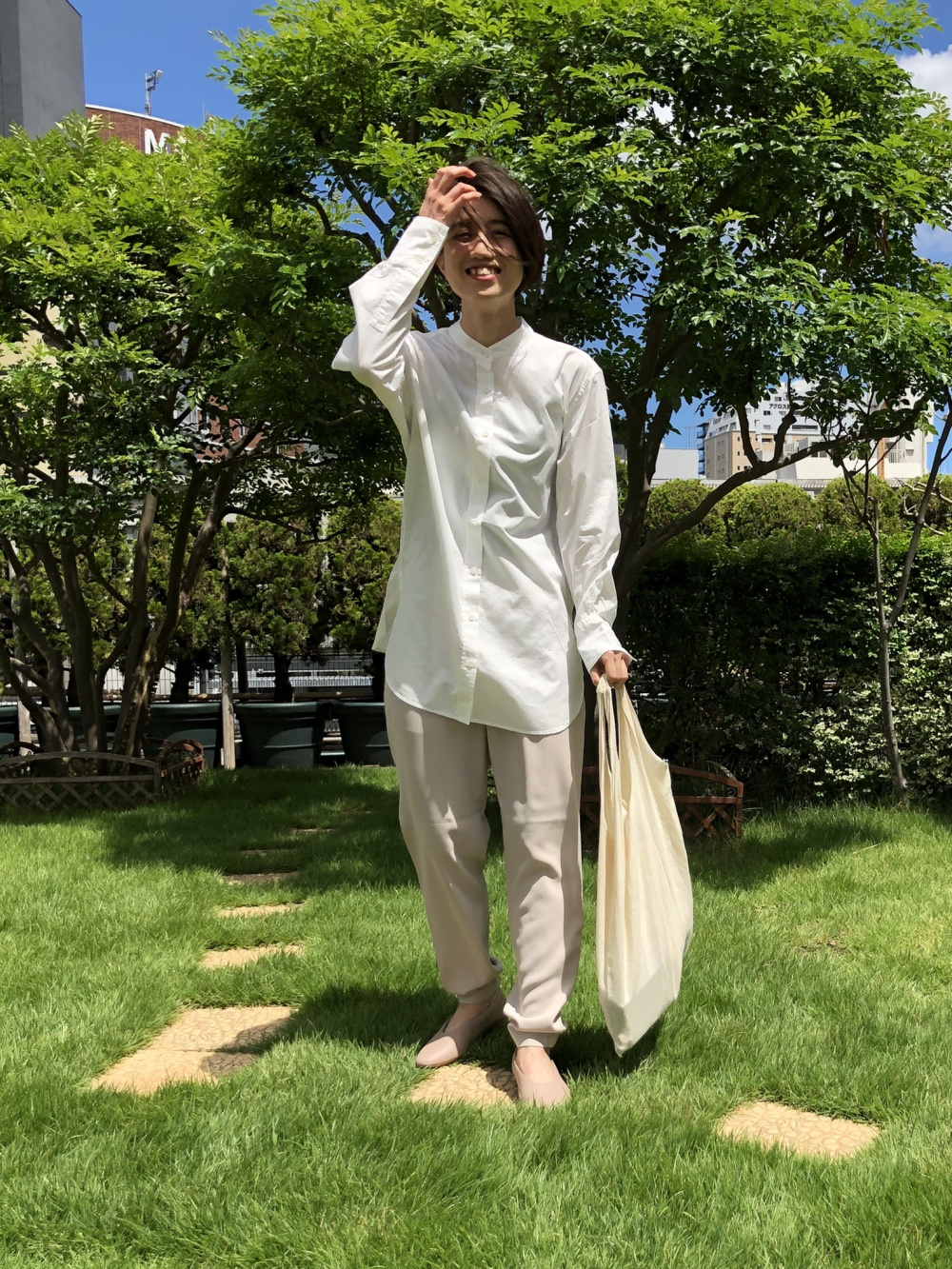 ワッフルクルーネックT（長袖）、ドレープジョガーパンツ（丈標準64