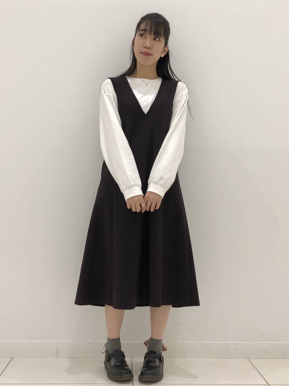 紺色 ロングジャンパースカート 丸首