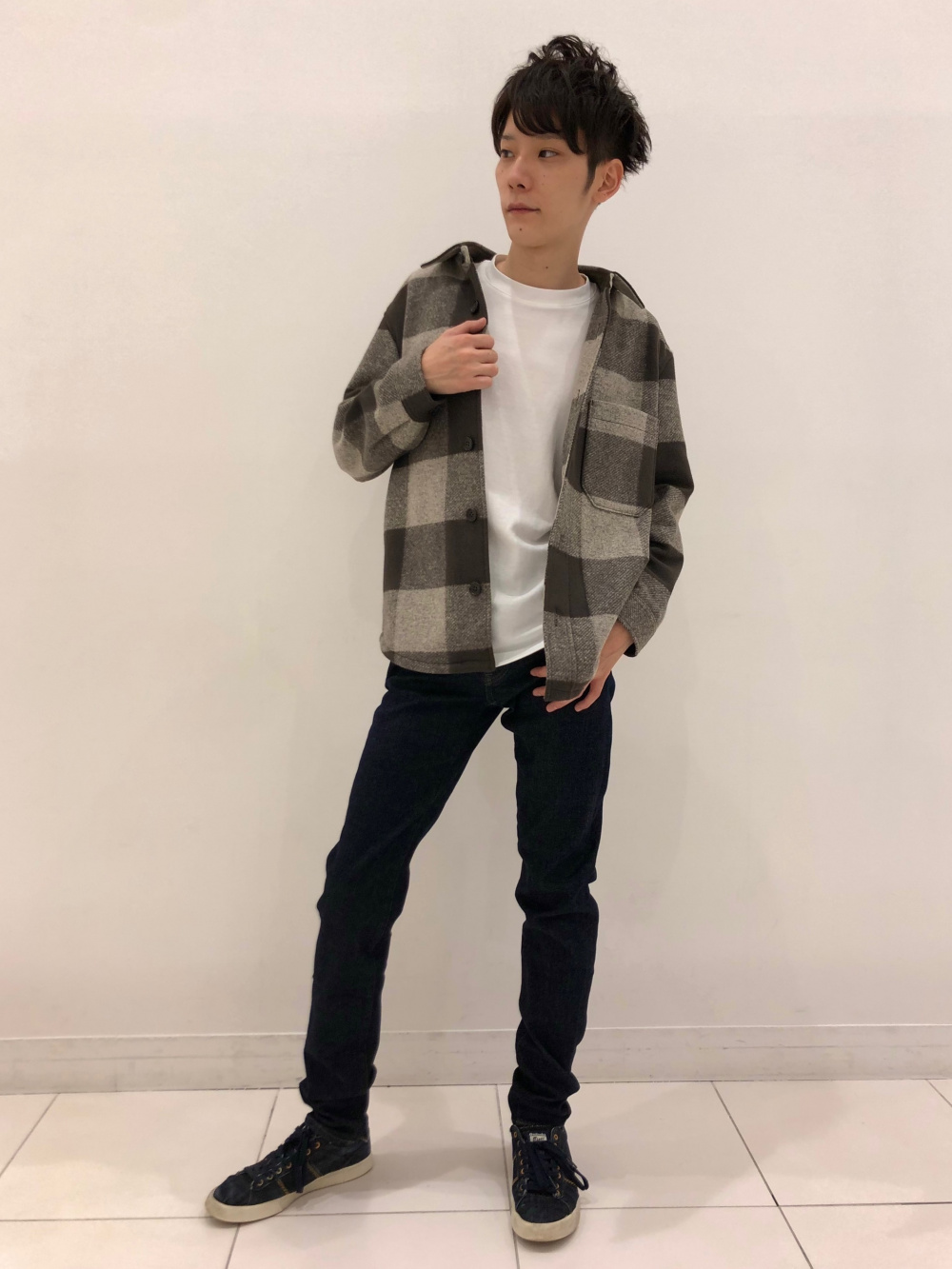 UNIQLO JEANS ウルトラストレッチデニム スキニーテーパード - デニム