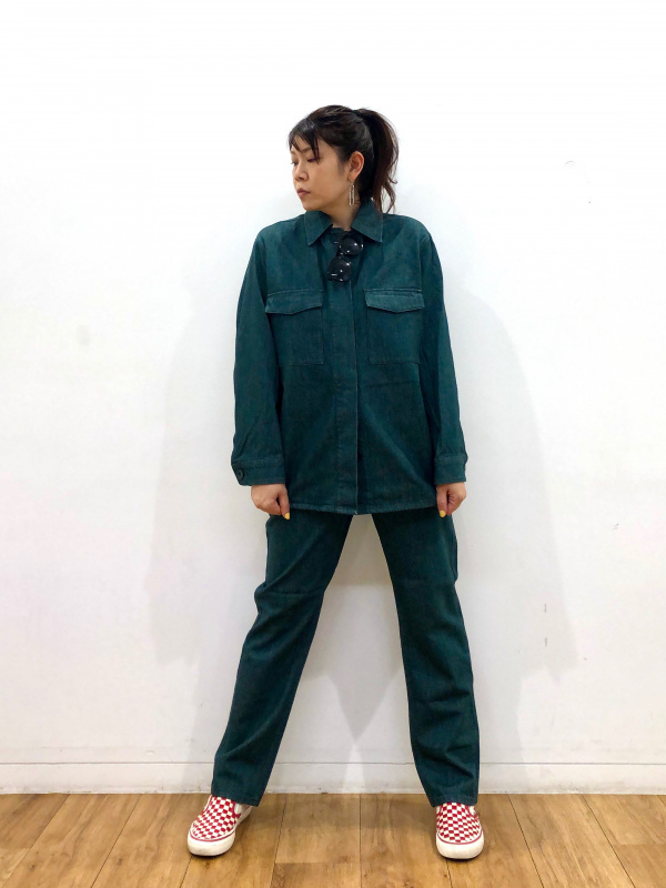 UNIQLO ユニクロ　ダークグリーン デニムジャケット & パンツ セット 公式スタイリング | ユニクロ公式