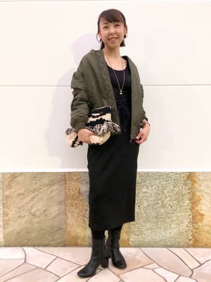 ユニクロWOMENヒートテックUネックT半袖XLサイズ黒ドット柄：抗菌・形状保持 ユニクロ公式 | ヒートテックUネックT/8分袖
