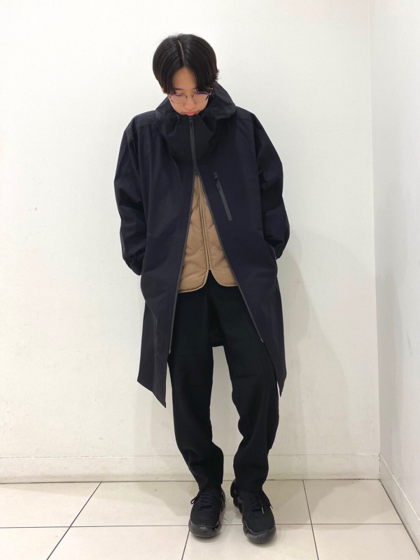 UNIQLO × Theory ブロックテックコート Lサイズ 外出未使用保存