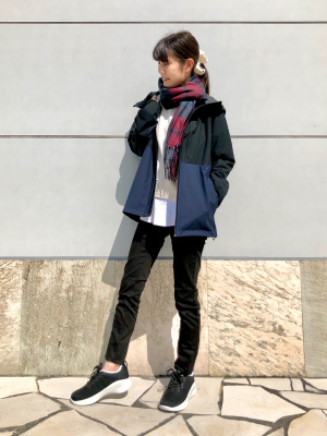 ZARA カラーブロックパーカ　Mサイズ ZARA カラーブロック テクニカル ジャケット - メルカリ