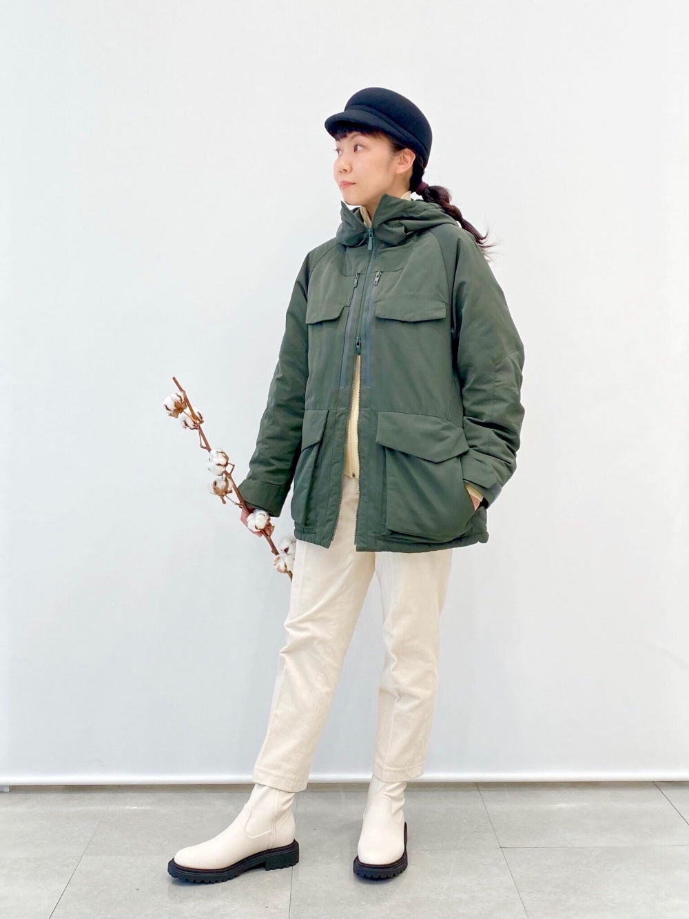 ハイブリッドダウンオーバーサイズパーカ」の着用コーディネート