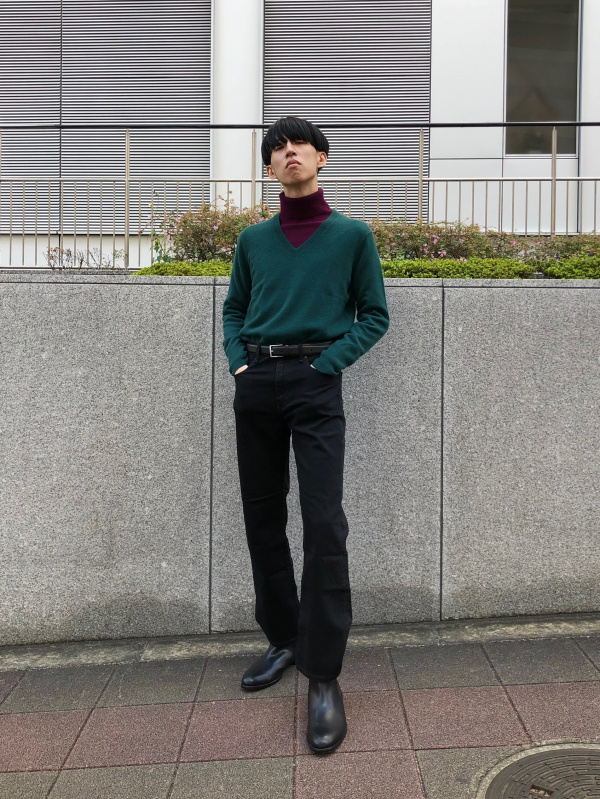 ユニクロ公式 | カシミヤVネックセーター(長袖) ユニクロ公式 | カシミヤVネックセーター(長袖)
