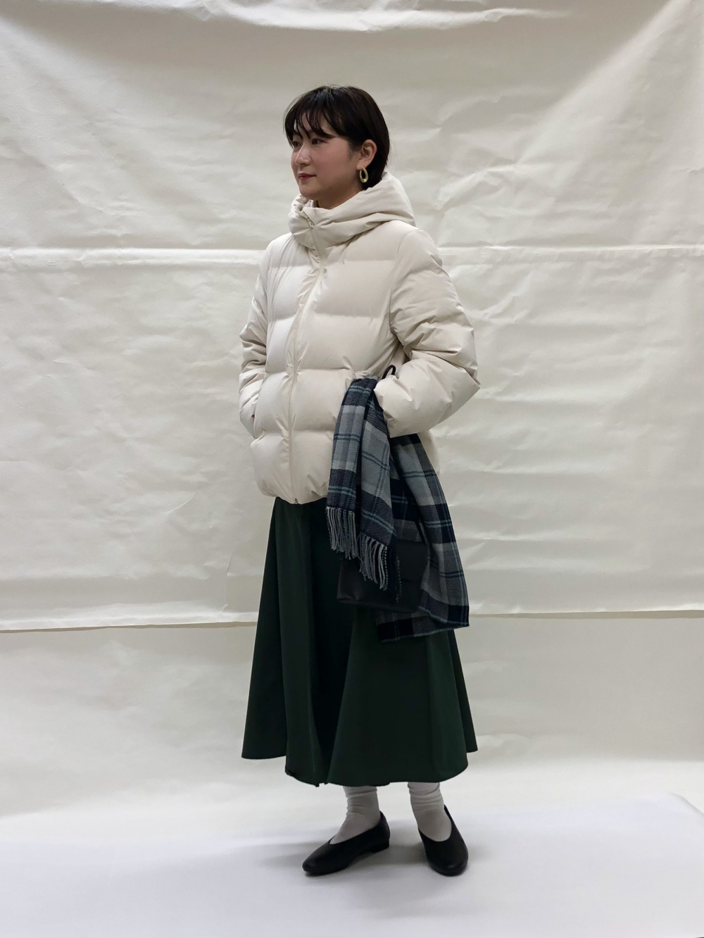 コットンツイルフレアスカート」の着用コーディネート| ユニクロ公式