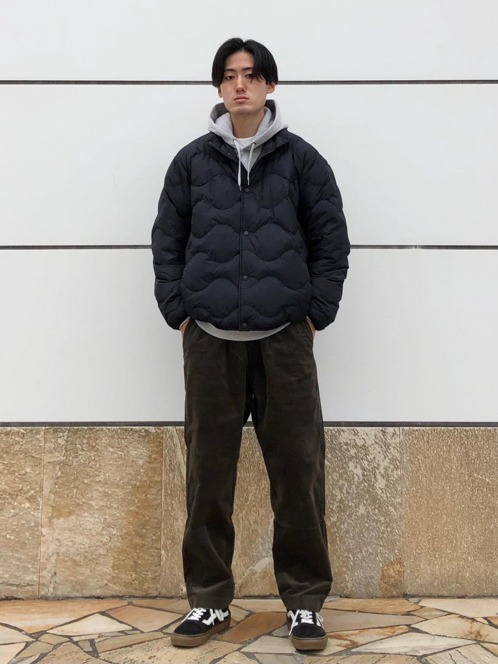 「スフレヤーンハーフジップセーター（長袖）、ウルトラライトダウンウェーブキルトジャケット」の着用コーディネート| ユニクロ