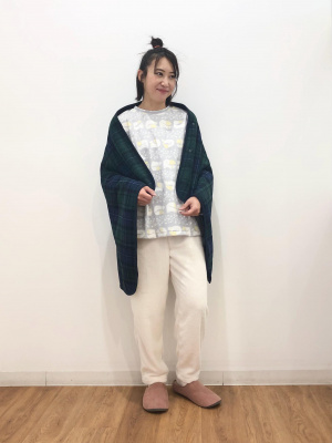 ユニクロ公式 | フリースリバーシブルブランケット