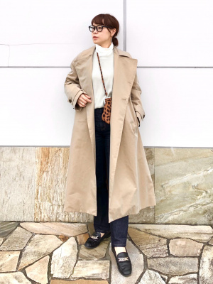 【大幅値下げ】UNIQLO JWANDERSONトレンチコート(ベージュ) 新品 J.W.Anderson x UNIQLO ジェイダブリューアンダーソン