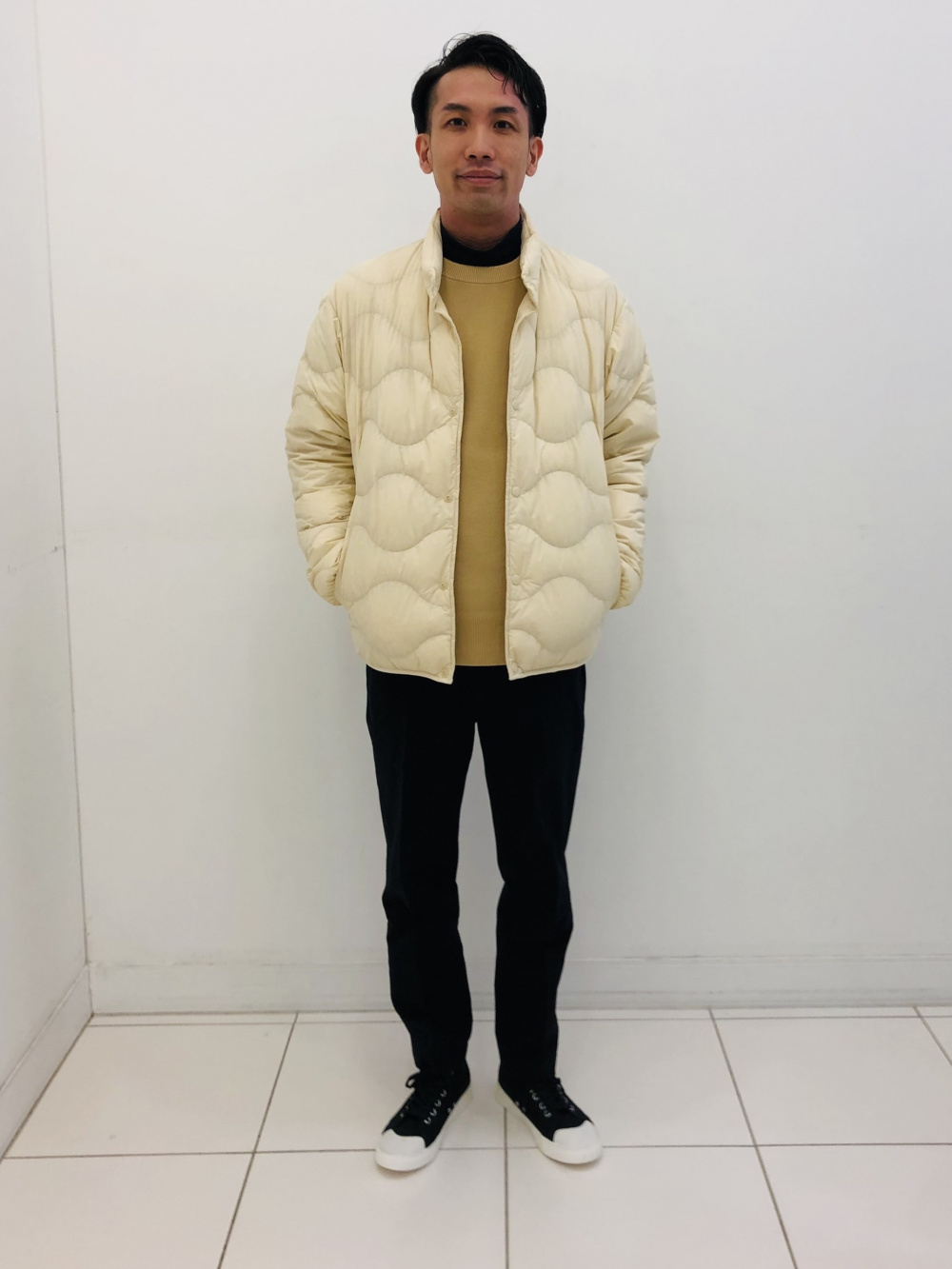 【新品未使用】UNIQLO ウルトラライトダウンウェーブキルトジャケット XL UNIQLO - ユニクロ ウルトラライトダウンウェーブキルト