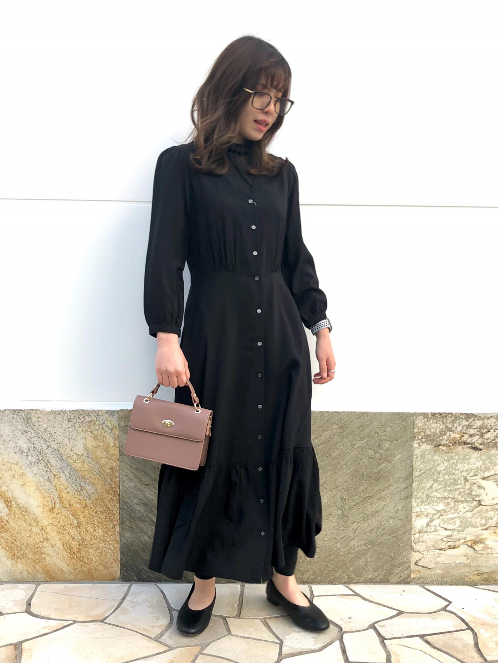 スムースコットンフレンチスリーブロングワンピース 半袖 シアークルーネックｔ 半袖 の着用コーディネート ユニクロ