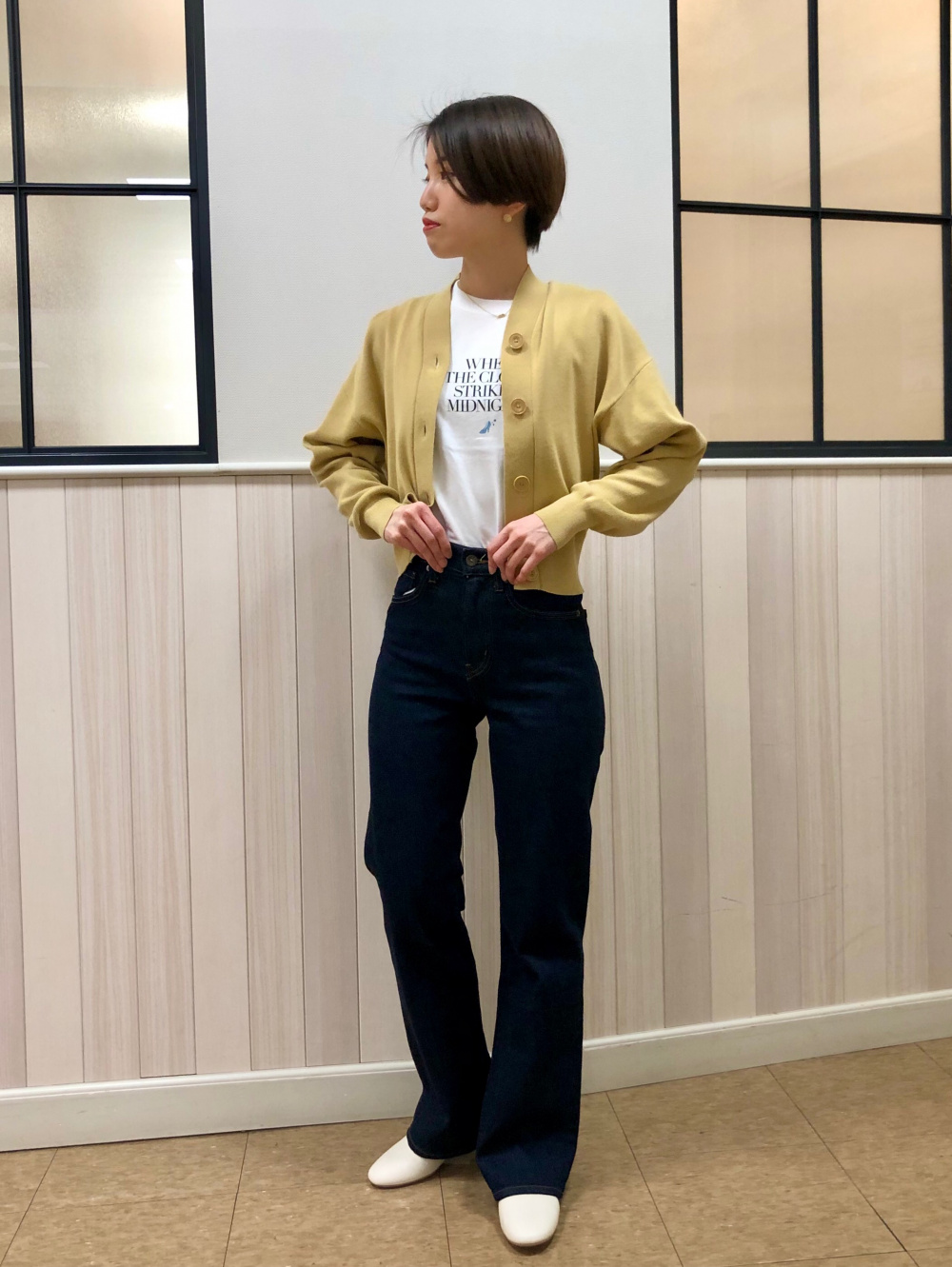 ディズニー メモリーズ Ut グラフィックtシャツ 半袖 レギュラーフィット ショートカーディガン 長袖 の着用コーディネート ユニクロ
